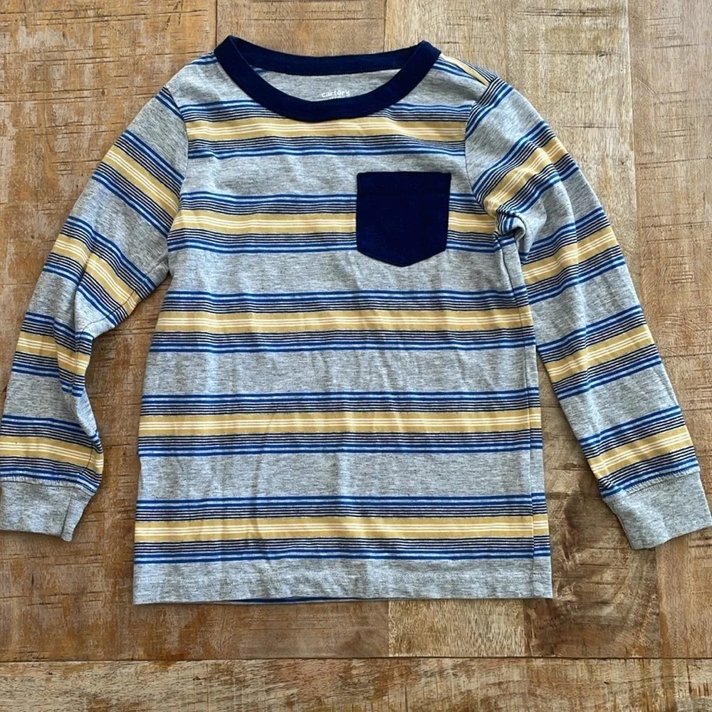Old Navy boys large tee bundle S(6-7)